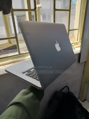 Laptop Apple MacBook 2012 8GB Intel Core I7 SSD 256GB