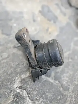 Engine Mounting  Probox 2015