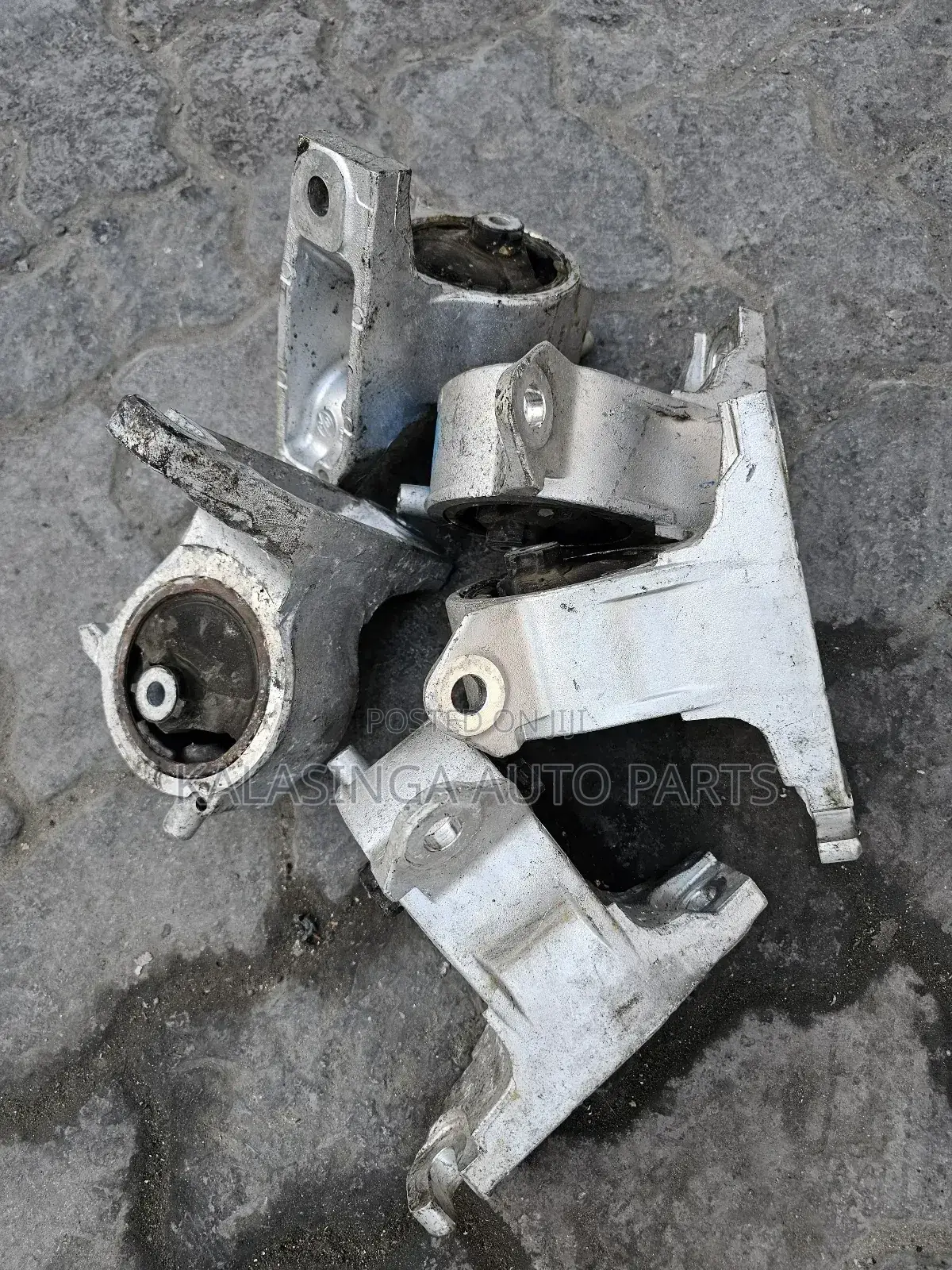Engine Mounting  Honda Insight