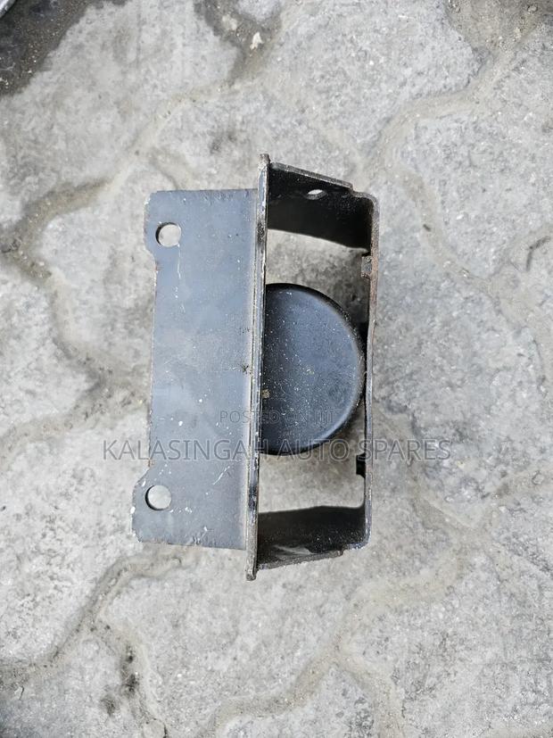 Suzuki Swift Gear Mounting - main view