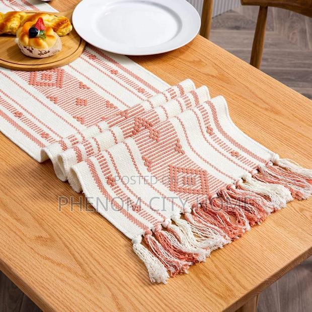 Wooven Quality Table Runner - thumbnail 2