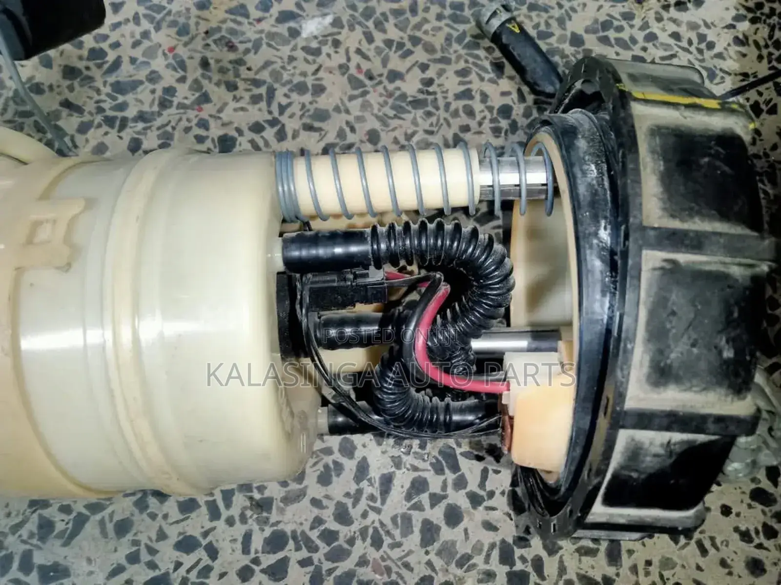Nissan Tiida Fuel Pump