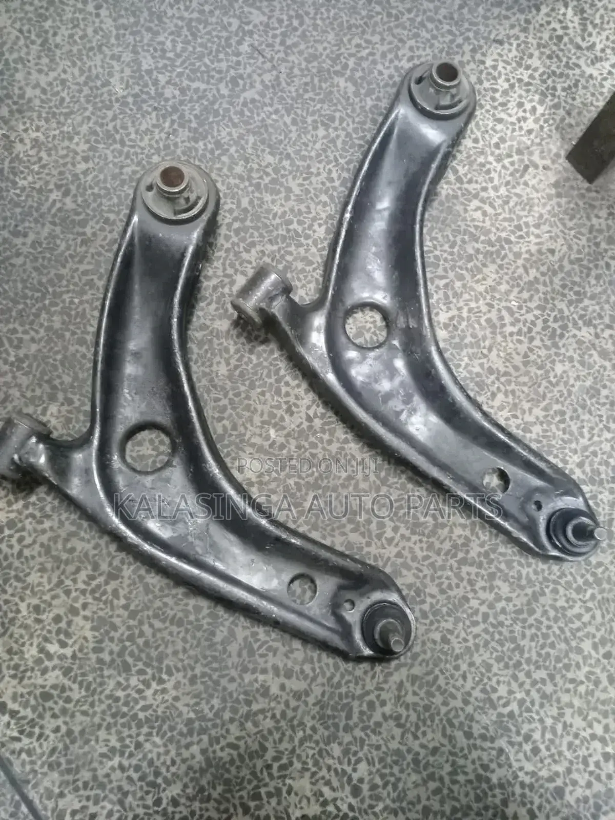 Ractis Control Arms
