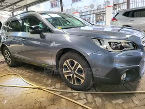 Subaru Outback 2017 Silver