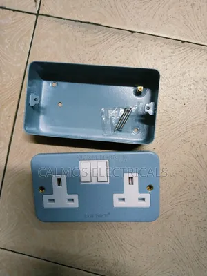 Metal Socket Double