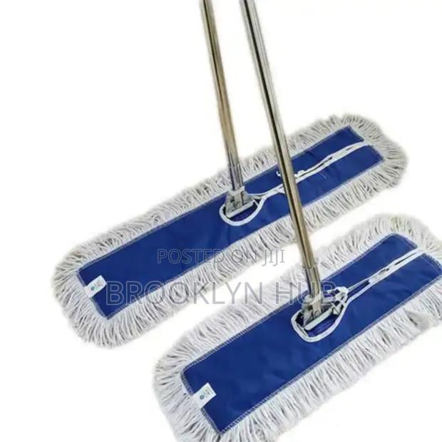 Flat Mops. - main view