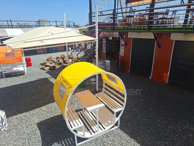 40ft Containers 4 Units Into A Container Shopping Centre. - thumbnail 4