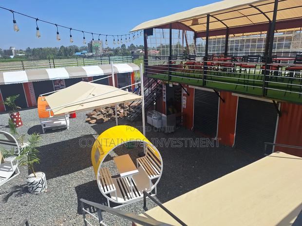 40ft Containers 4 Units Into A Container Shopping Centre. - thumbnail 5