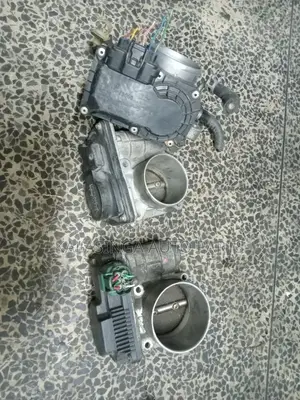 Nissan Wingroad  Y11 Throttle