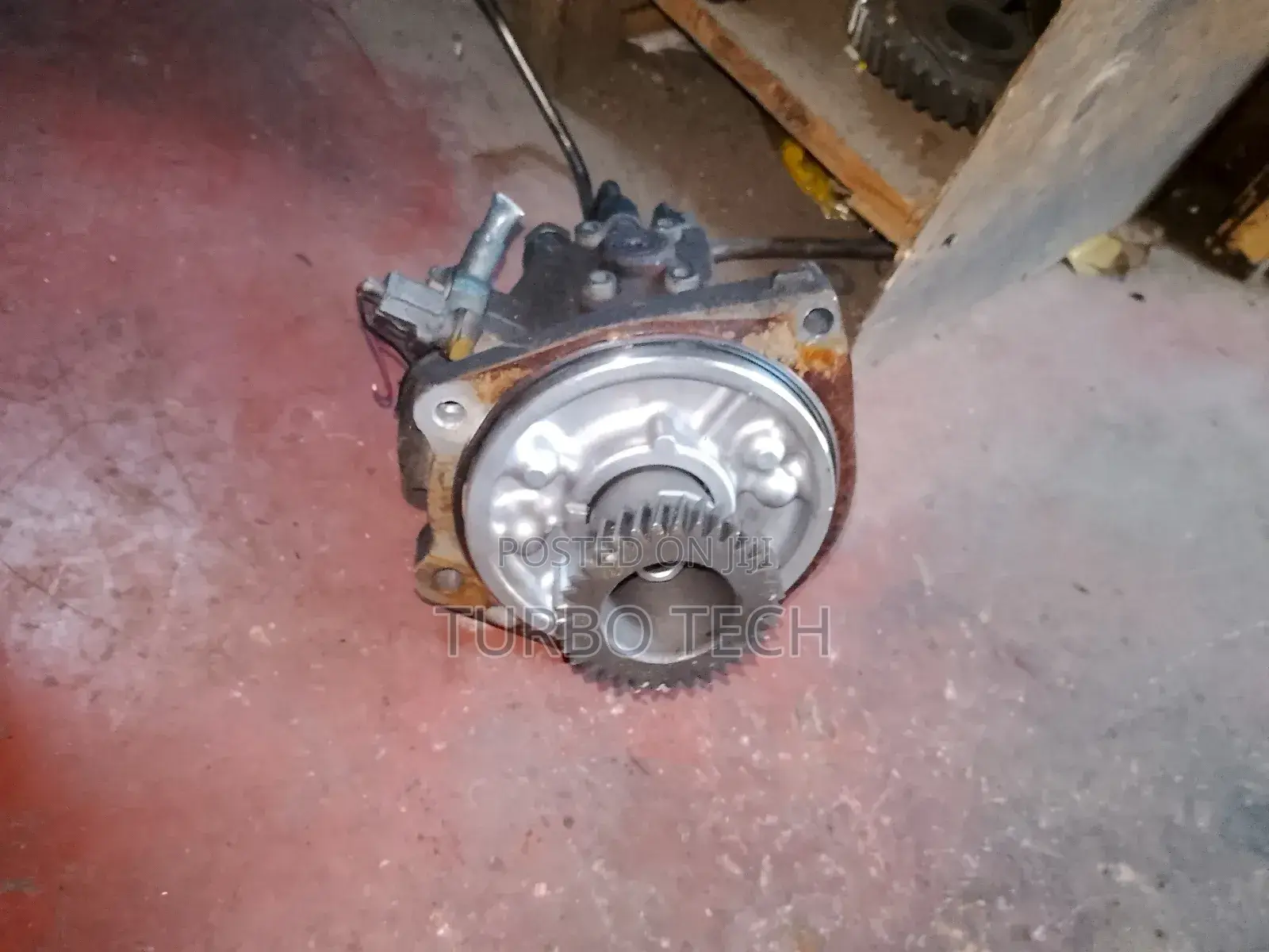Injector Pump 6HK1 Blue Power