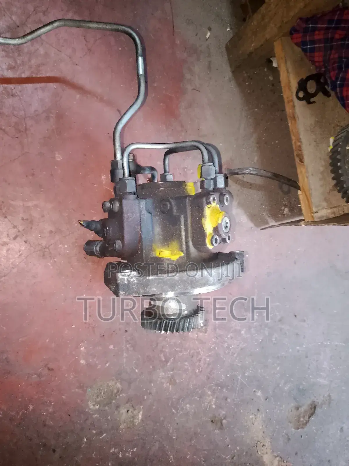 Injector Pump 6HK1 Blue Power