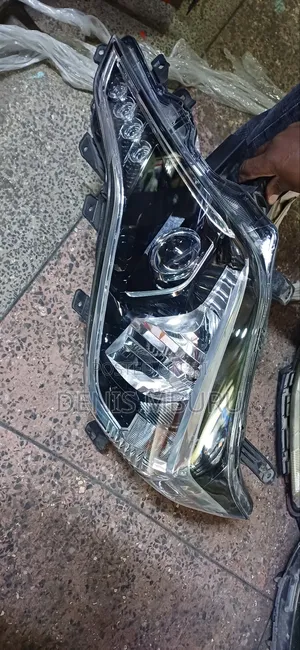 Prado 160 Teardrop Headlight