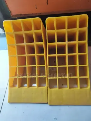 Plastic Wheel Chocks/Stoppers