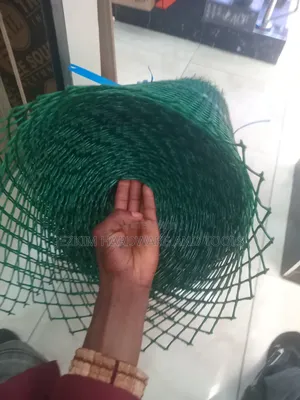Chicken Mesh Plastic 1mtr by 25mtrs
