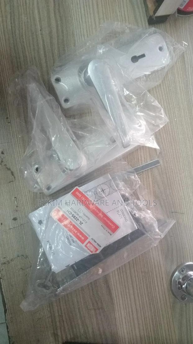 Union Flash Door Locks 2 Levers - thumbnail 4