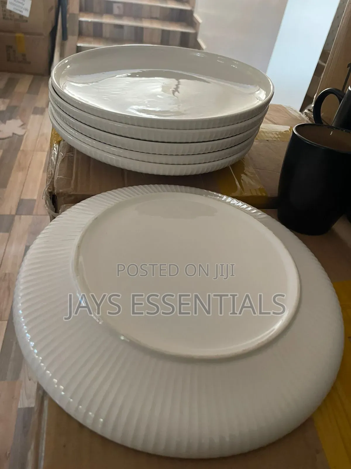 6pc White Plates 11"