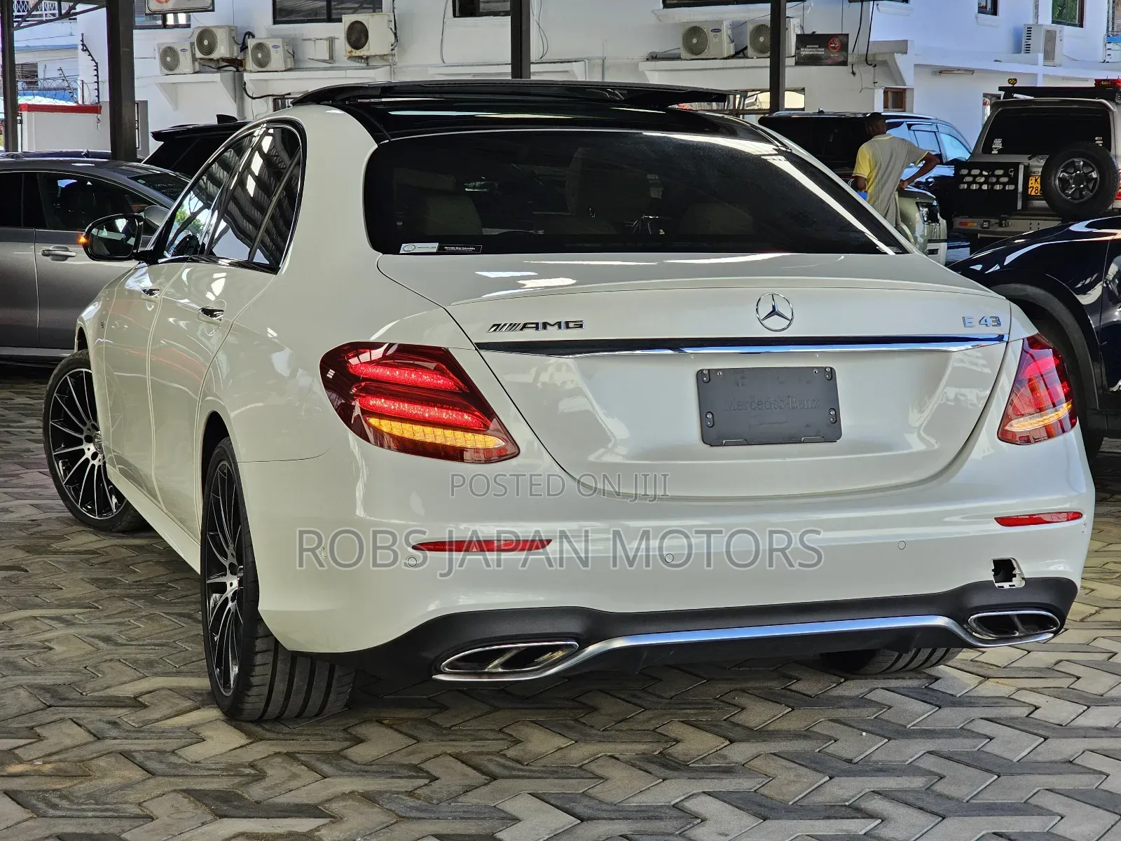 Mercedes-Benz E43 AMG 3.0 AWD 2017 Pearl