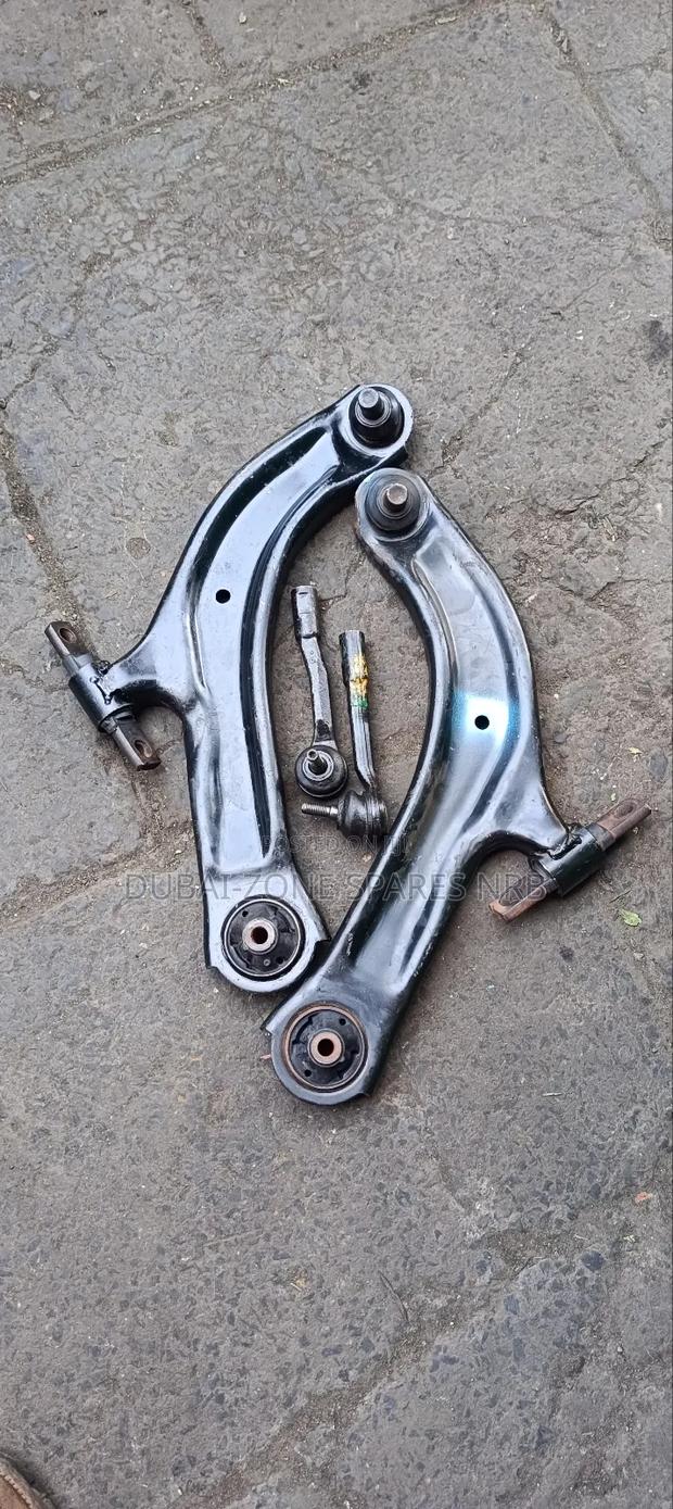 Nissan Serena Control Arms. - thumbnail 2