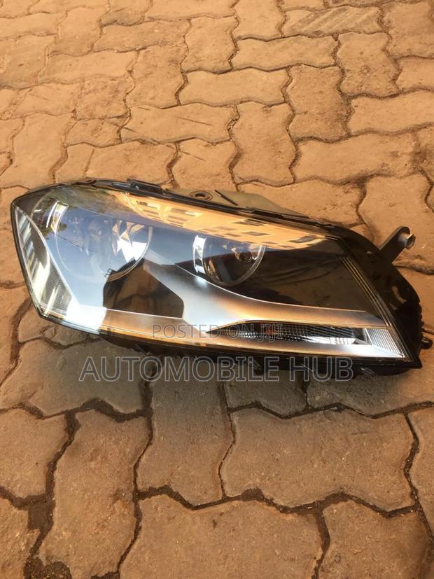 Volkswagen Passat B7 Non Xenon Headlight - main view