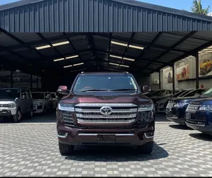 Toyota Land Cruiser 4.6 V8 ZX 2015 Burgundy