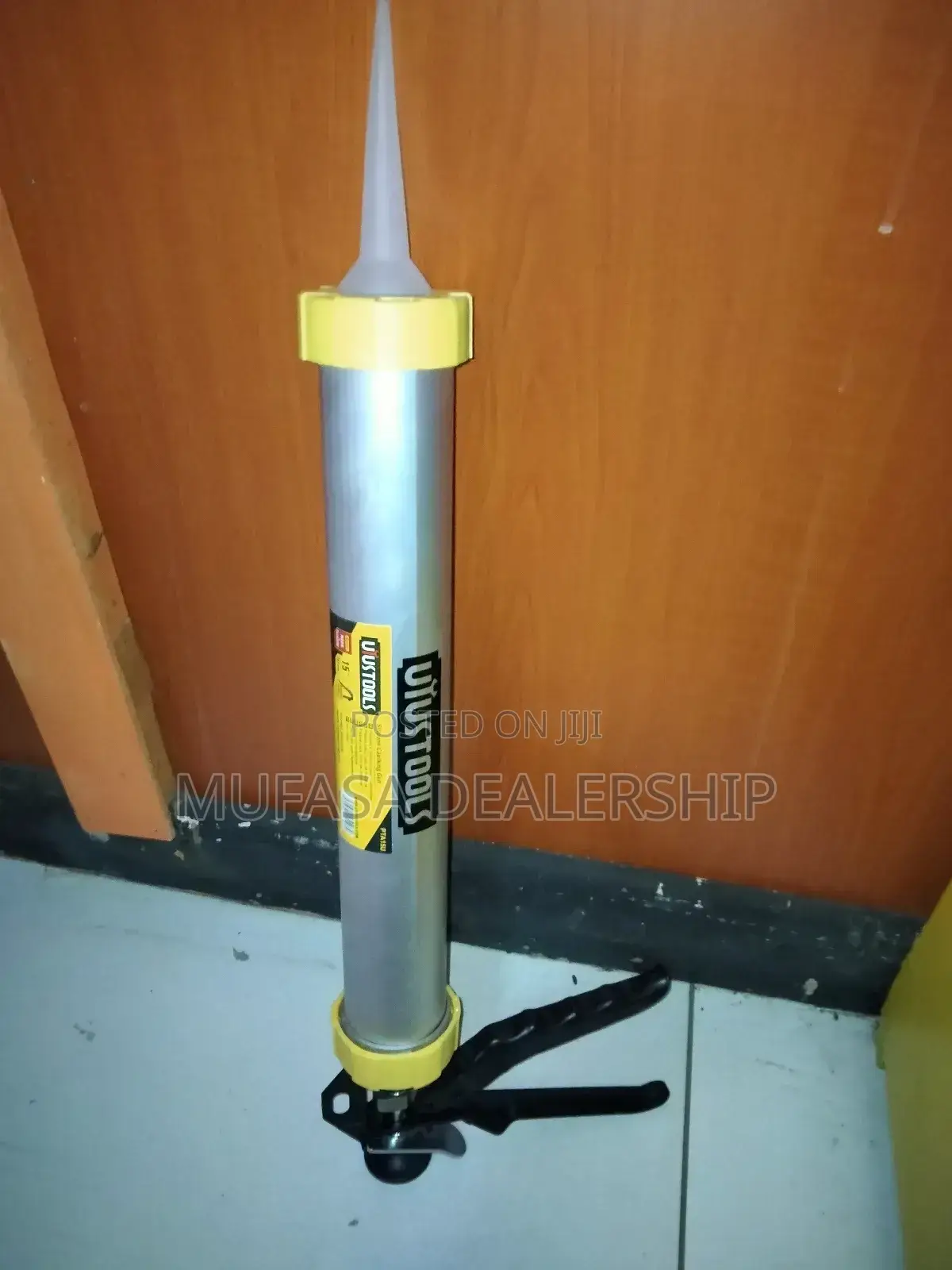 Silicone Gun