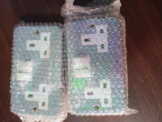 Metal Twin Sockets - thumbnail 3