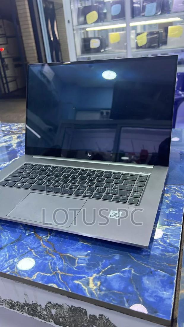 Laptop HP Zbook Studio G7 32GB Intel Core I9 SSD 512GB