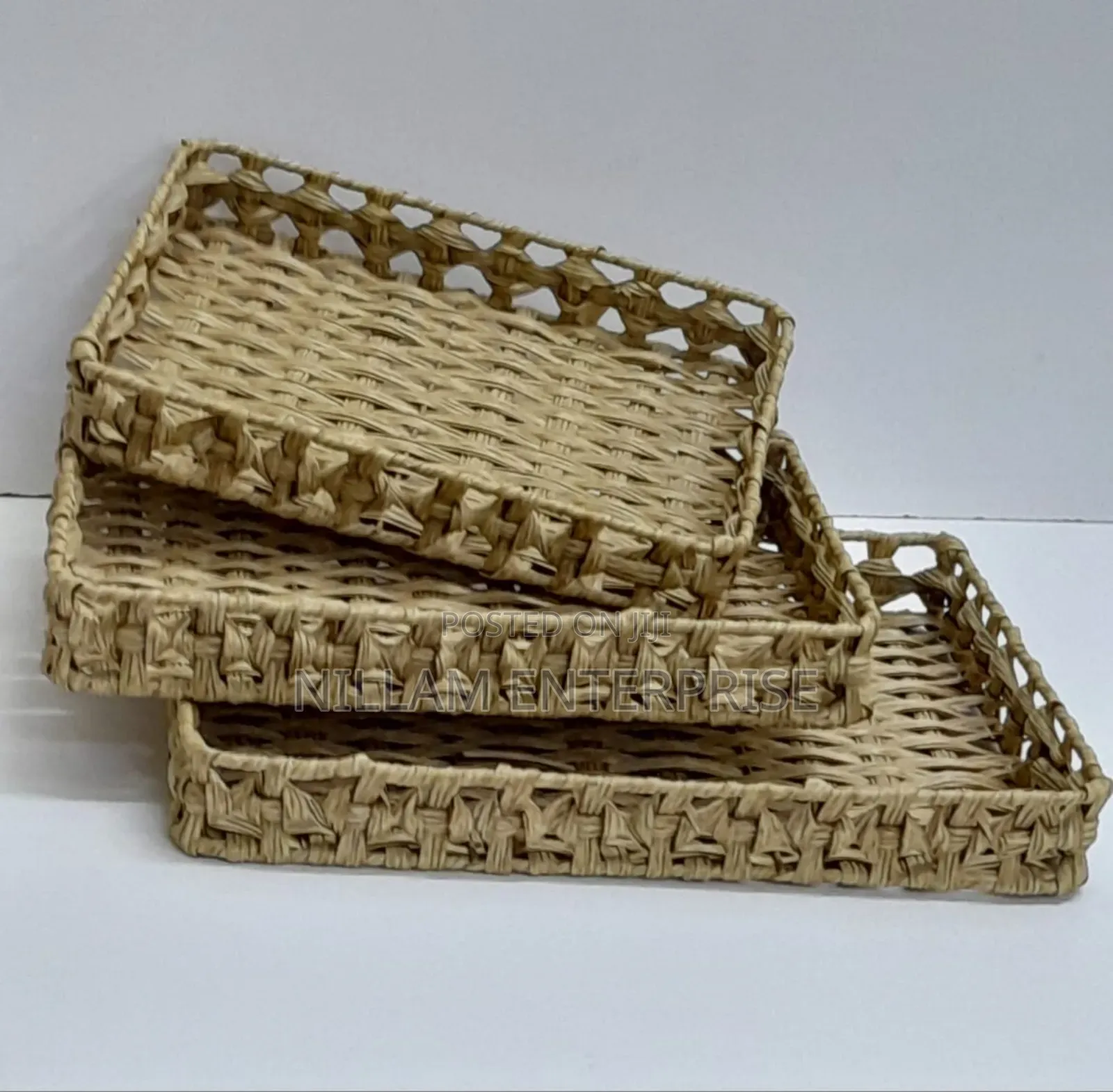 Rattan Deco Style and Trays