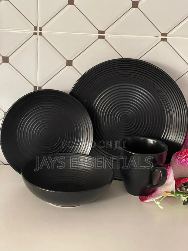 24pc Ceramic Dinner Set - thumbnail 2