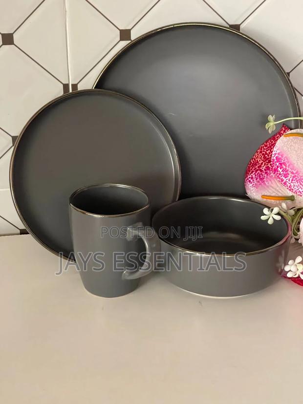 24pc Ceramic Dinner Set - thumbnail 4
