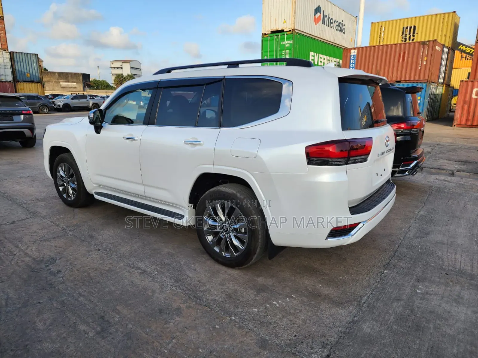 Toyota Land Cruiser 3.3 Diesel 4WD 2021 White