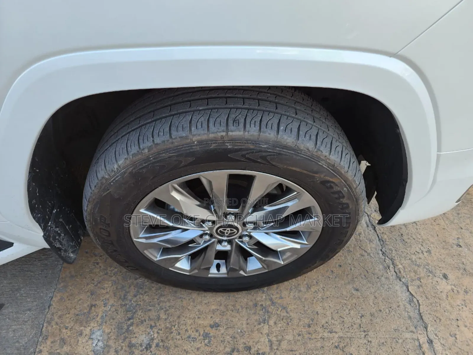 Toyota Land Cruiser 3.3 Diesel 4WD 2021 White