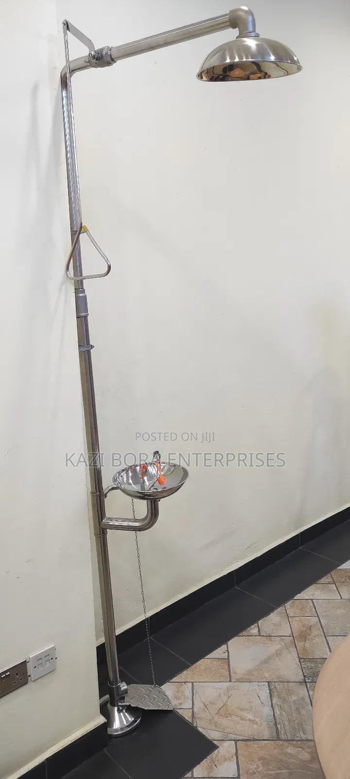 Emergency Shower With Eye Wash Stations