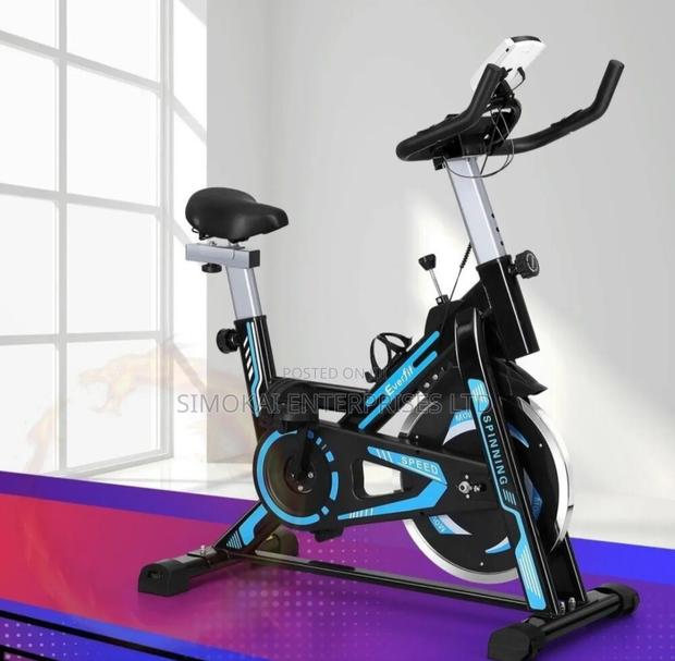 Premium Spinning Bike For Home Exercise - main view