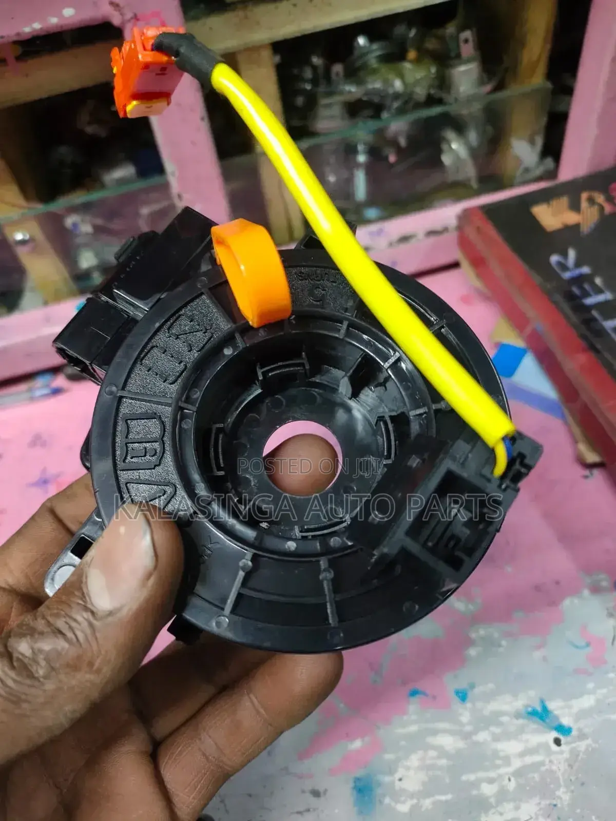 Hilux Vigo Horn Spiral