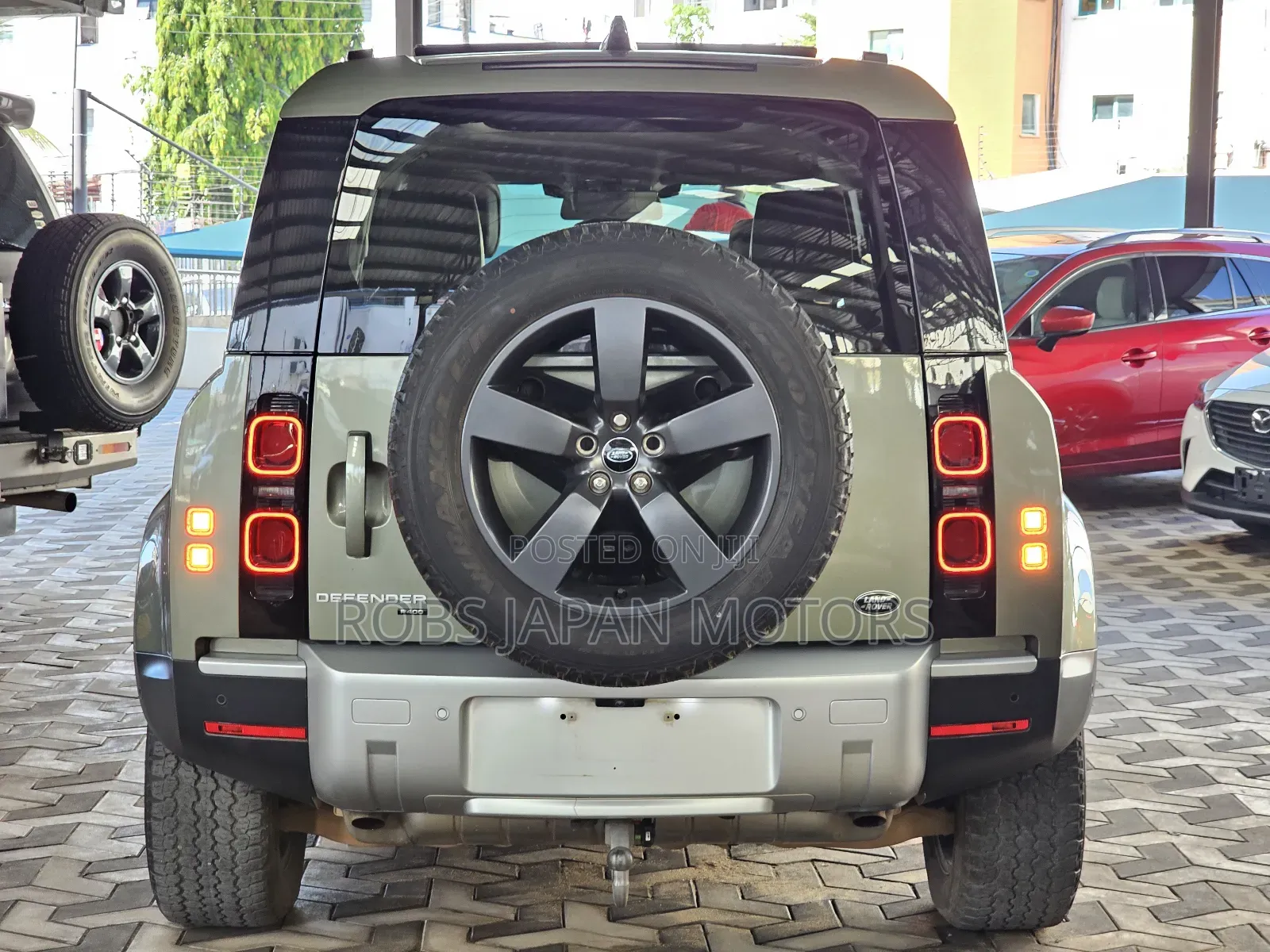 Land Rover Defender 2021 Green