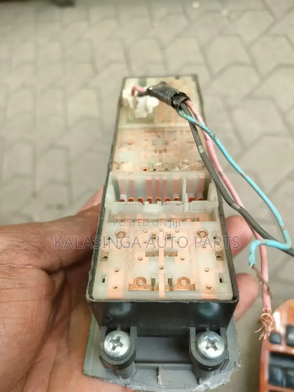 Nissan Note Door Main Switch