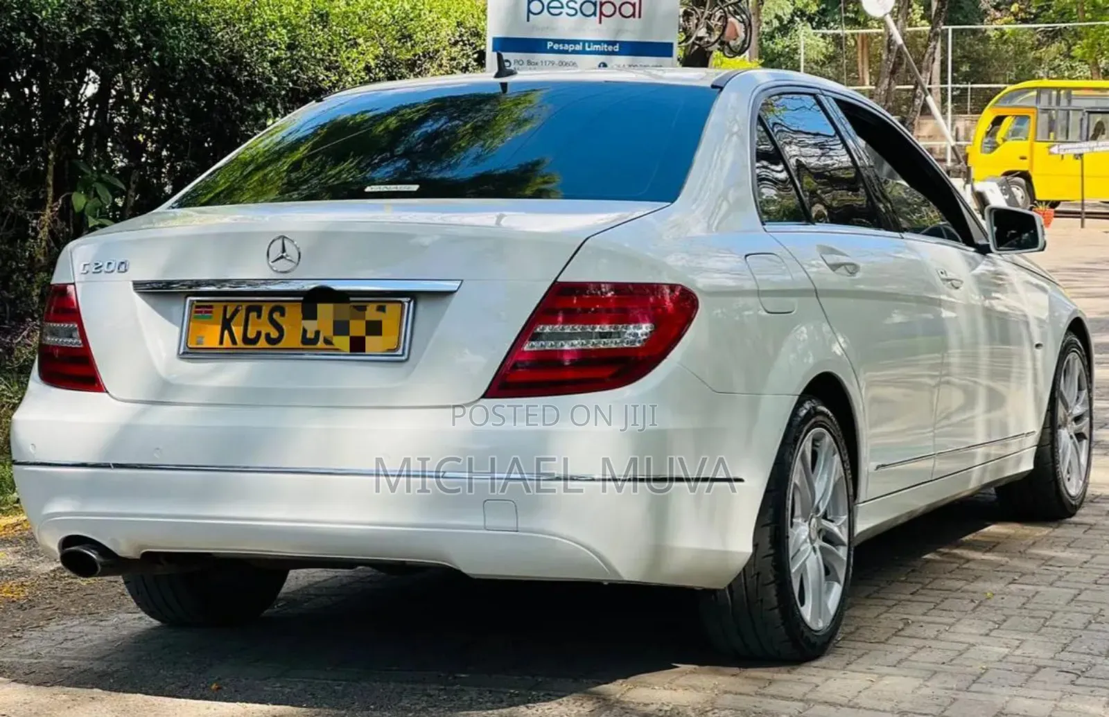 Mercedes-Benz C200 2012 Pearl