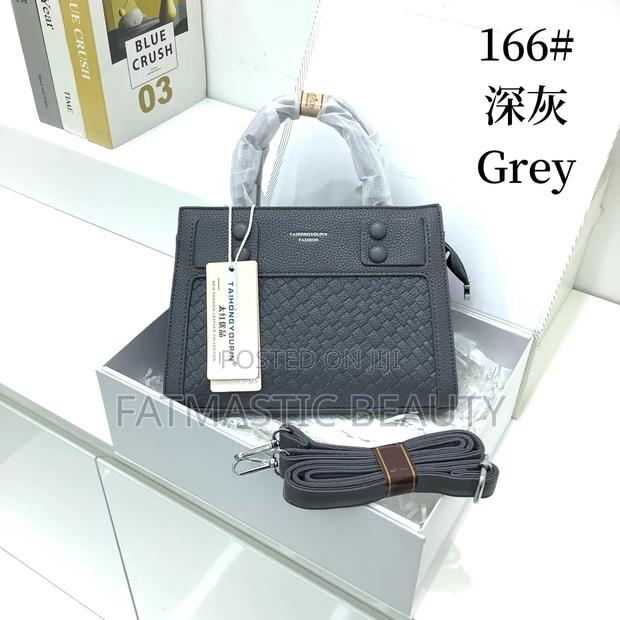 Classique HANDBAG - thumbnail 4