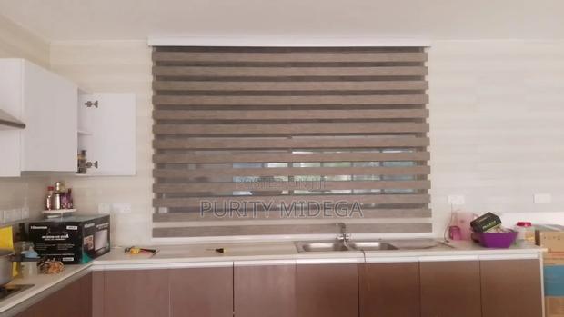 Beutiful Horizontal Blinds - main view