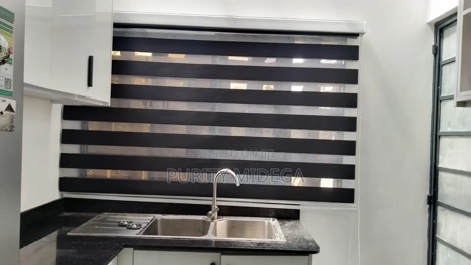 Zebra Roller Blinds Fitting