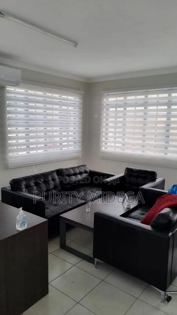 Zebra Roller Blinds Fitting - thumbnail 3