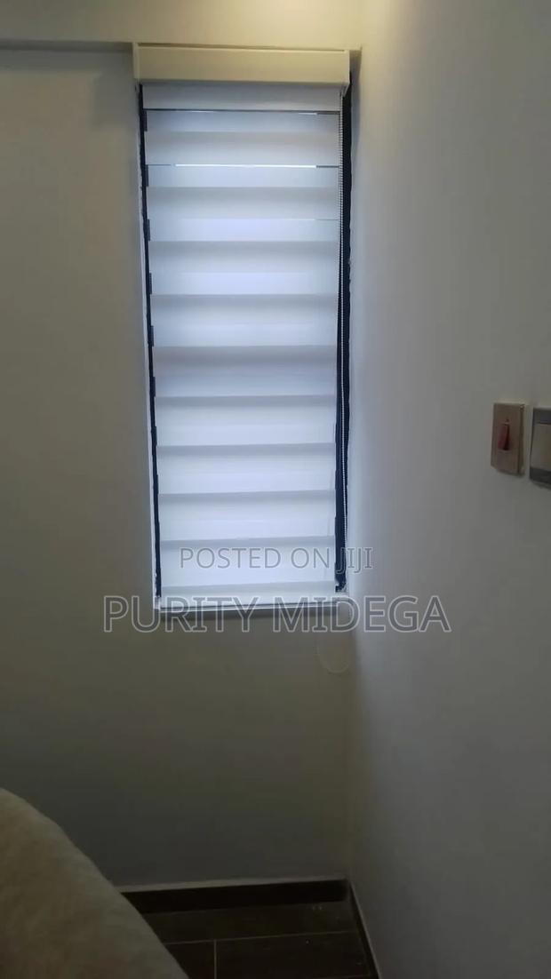 Horizontal Sheer Roller Window Blinds - thumbnail 3