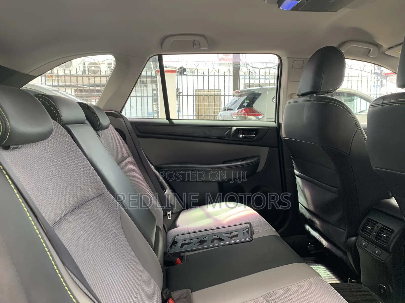 Subaru Outback 2.5i Touring AWD 2017 Teal