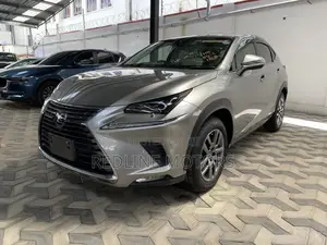 Lexus NX 300h Base 4x4 (2.5L 4cyl 2A) 2017 Ivory