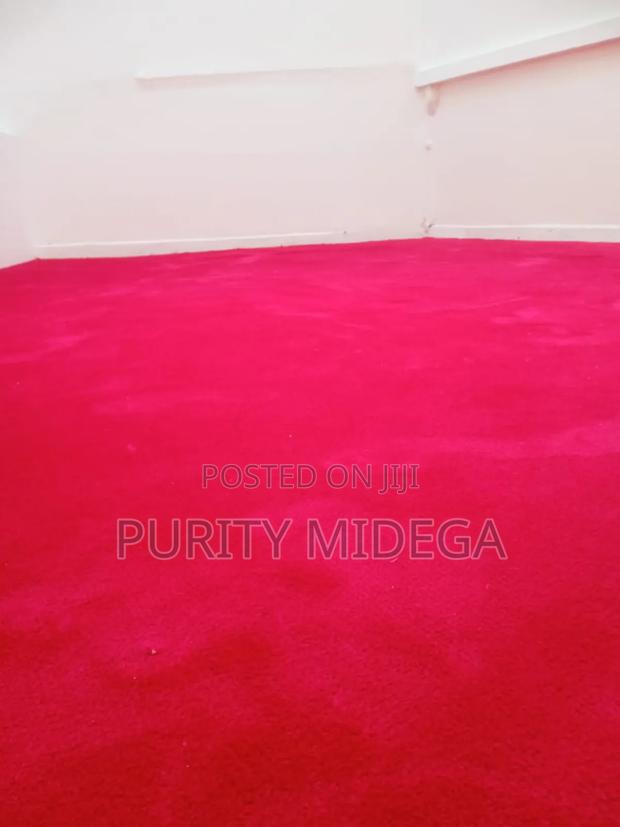 Wall to Wall Vip Red Carpet - thumbnail 2