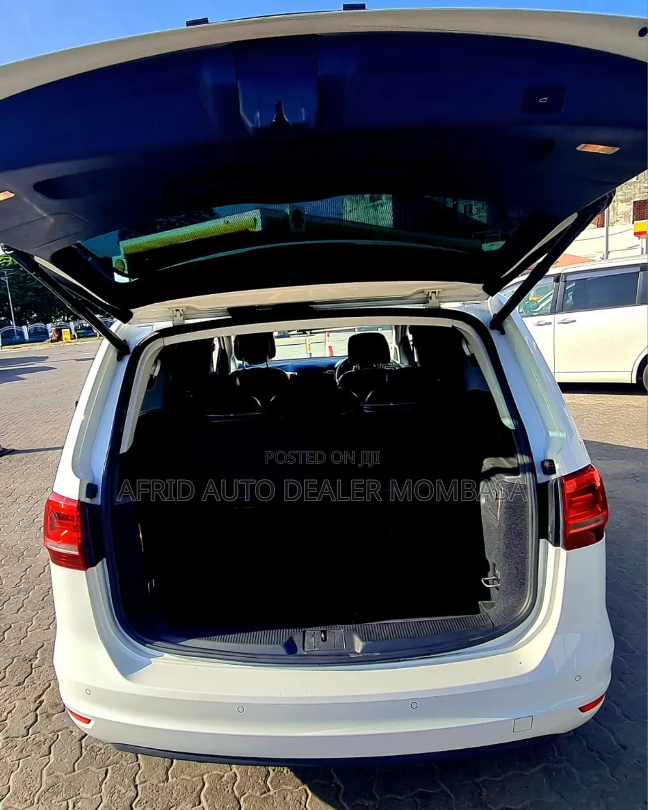Volkswagen Sharan 2018 White