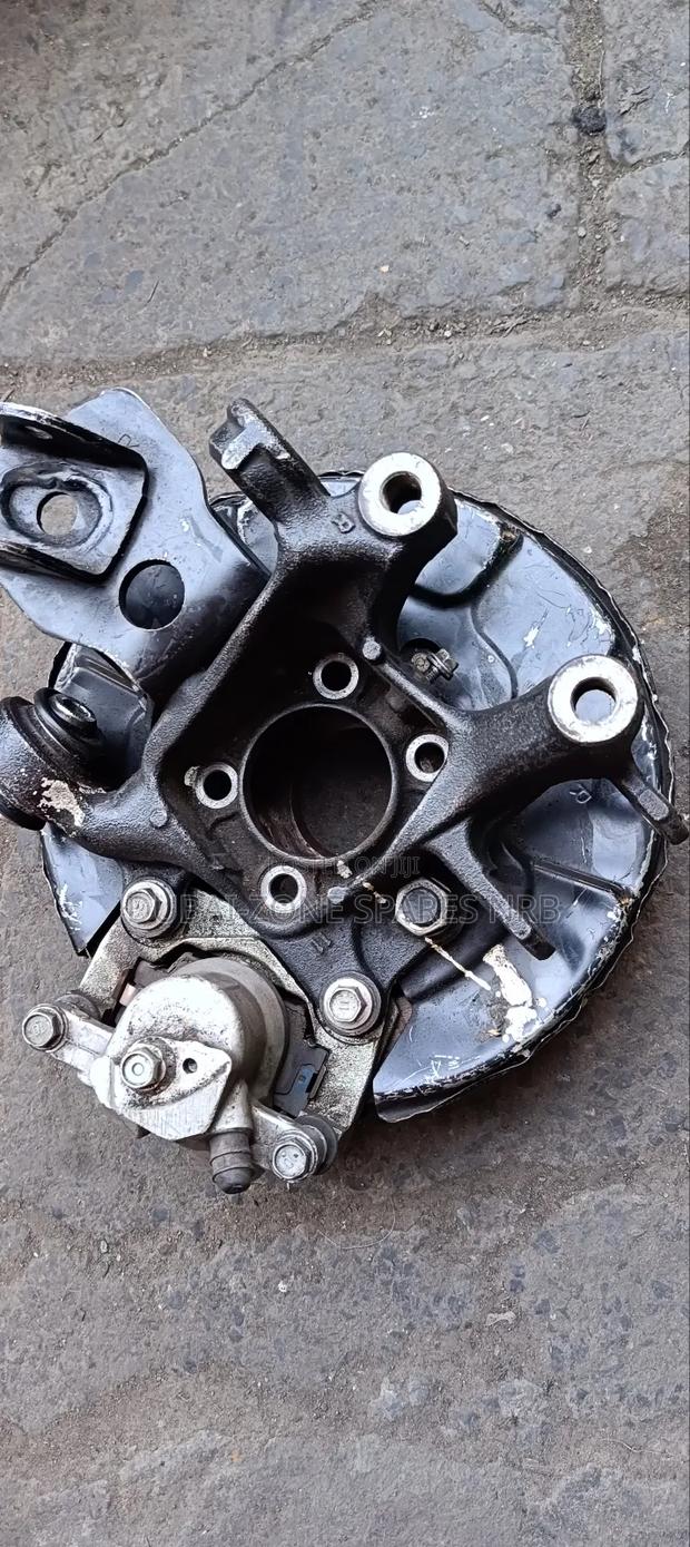 Back Plate Knuckle Vanguard,Rav 4, Rumion. - thumbnail 2
