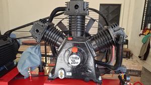 1000l Air Compressor - main view