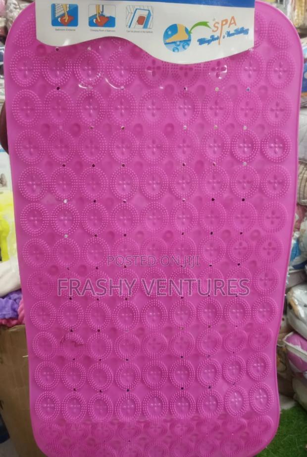 Anti Slip Bathroom Mat (Pink)